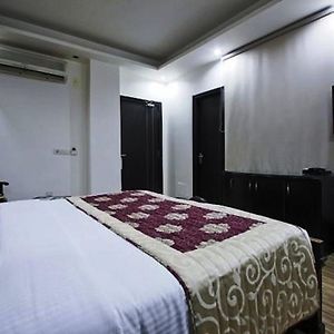 Super Deluxe Double Room